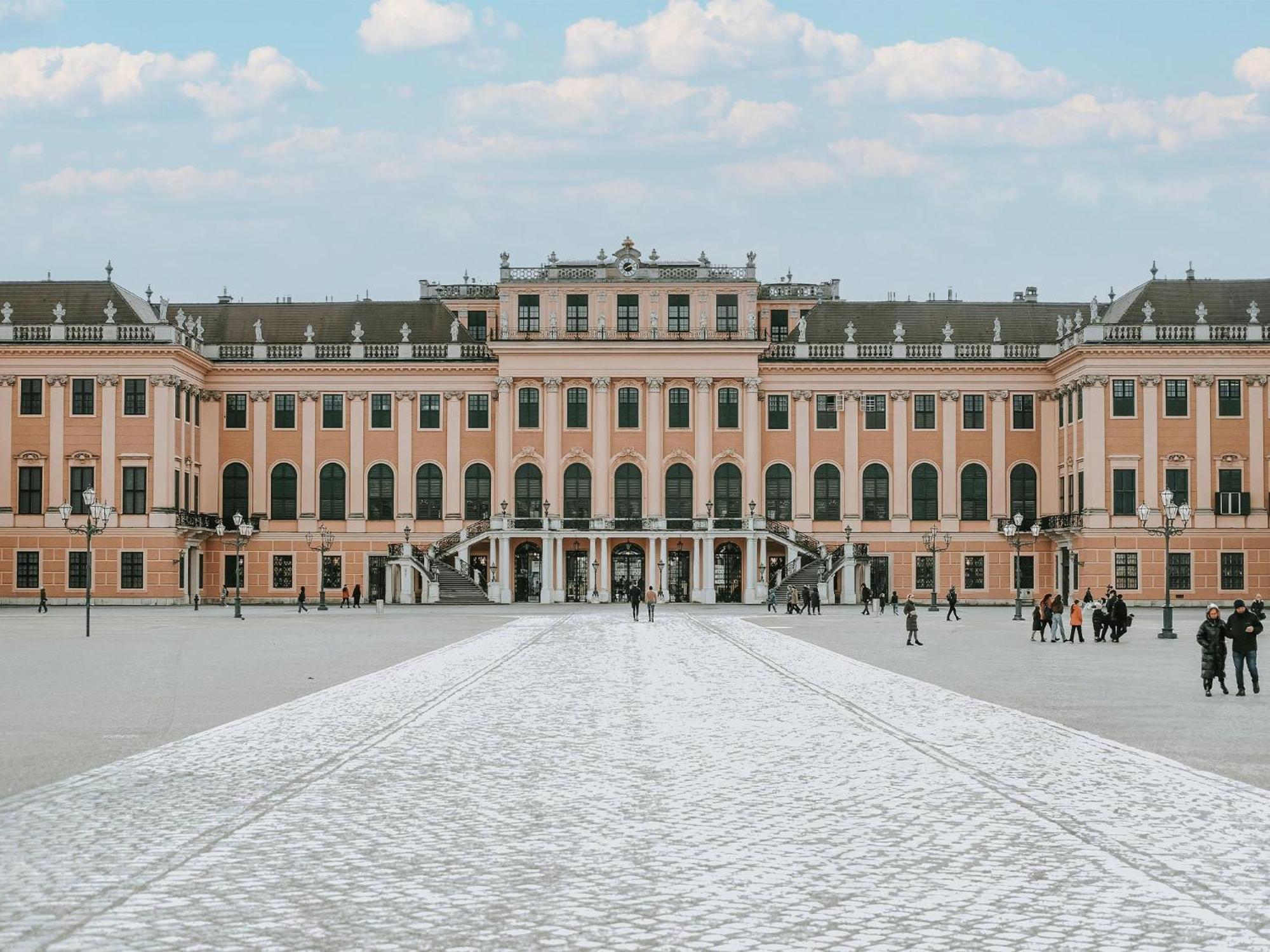 Living Hotel An Der Oper Vienna Exterior photo