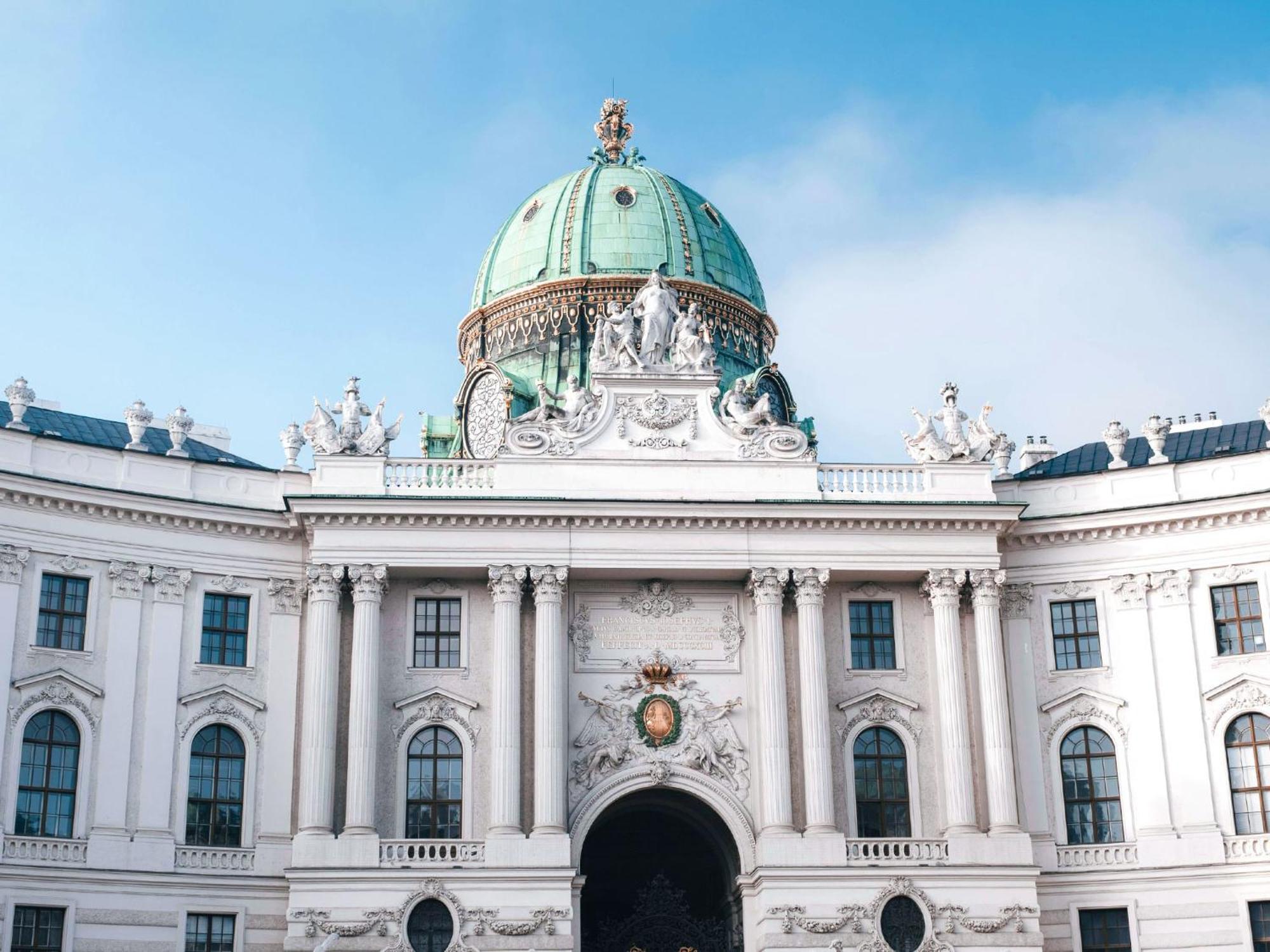 Living Hotel An Der Oper Vienna Exterior photo
