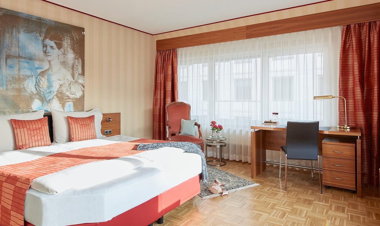 Living Hotel An Der Oper Vienna Exterior photo