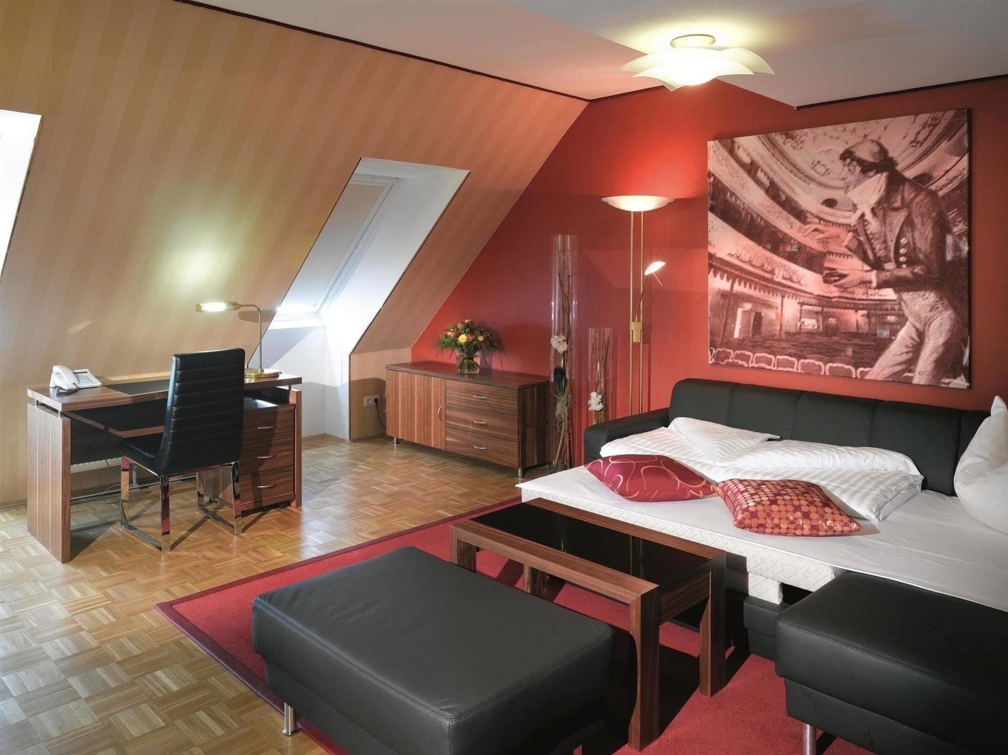 Living Hotel An Der Oper Vienna Exterior photo